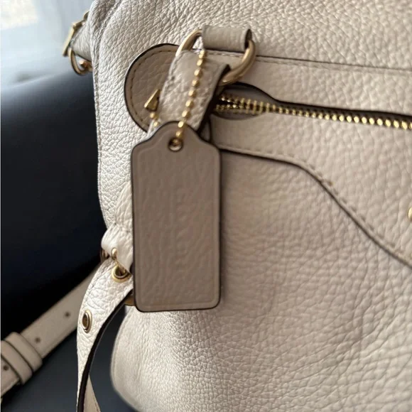 Coach Pebble Leather Satchel in Cream with Gold Hardware - Picture 5 of 10